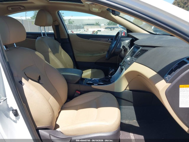 صورة 5 لـ 2013 Hyundai SONATA HYBRID LIMITED