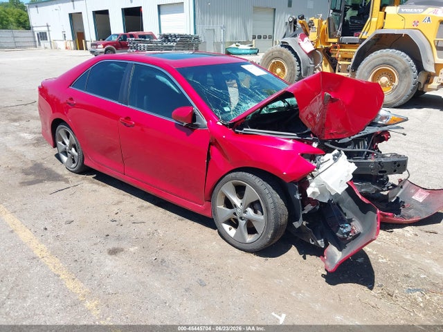 2014 TOYOTA CAMRY SE SPORT