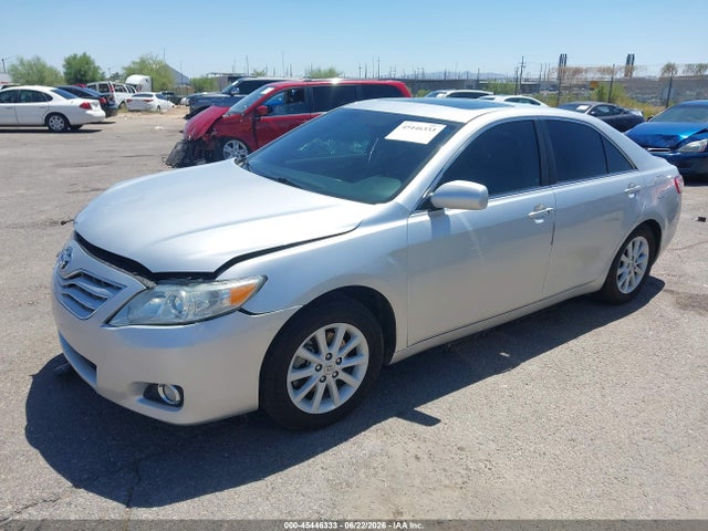 2010 Toyota CAMRY XLE V6 照片 2