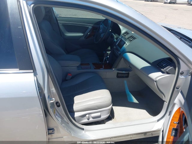 2010 Toyota CAMRY XLE V6 照片 5