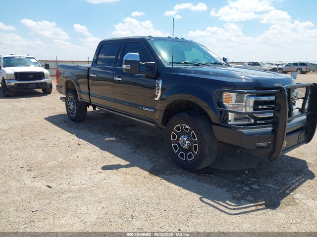 2022 FORD F-250 PLATINUM