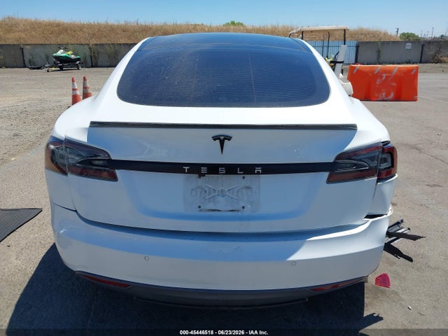 2015 Tesla MODEL S 70D/85D/P85D — миниатюра 15