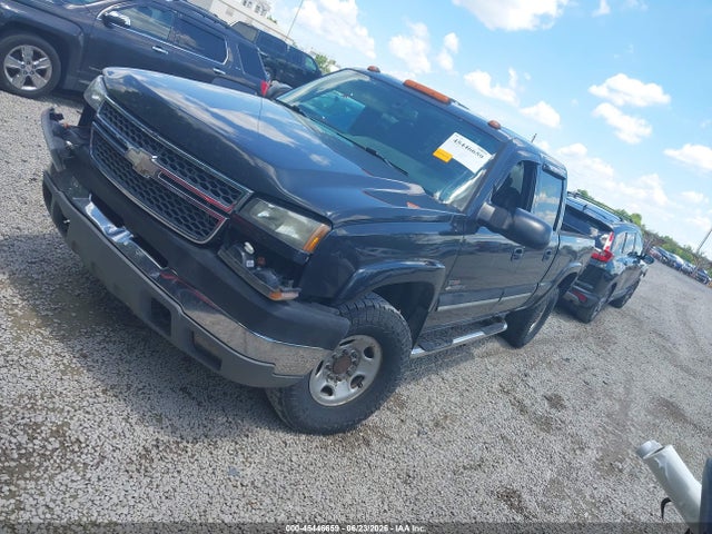 2005 Chevrolet SILVERADO 2500HD LS 缩略图 2