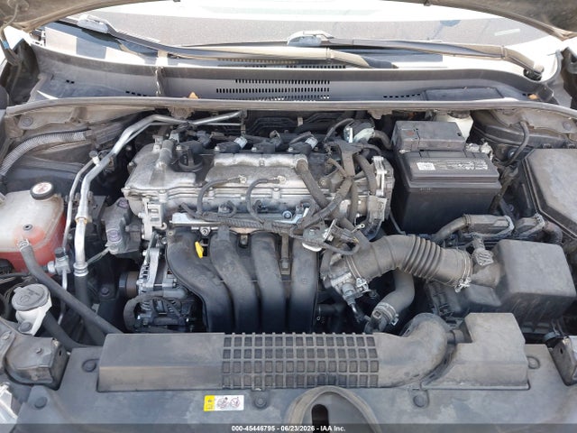 2020 Toyota COROLLA LE photo 10
