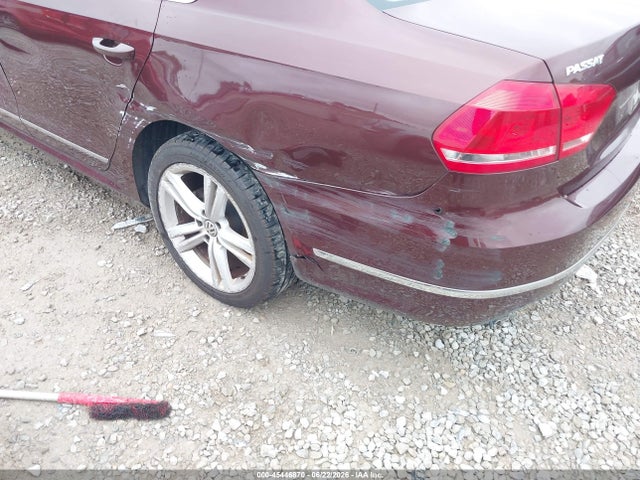2013 Volkswagen PASSAT 2.0L TDI SE 照片 6