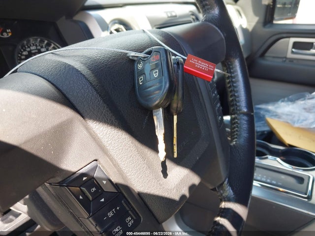 2013 FORD F-150 FX4 — миниатюра 11