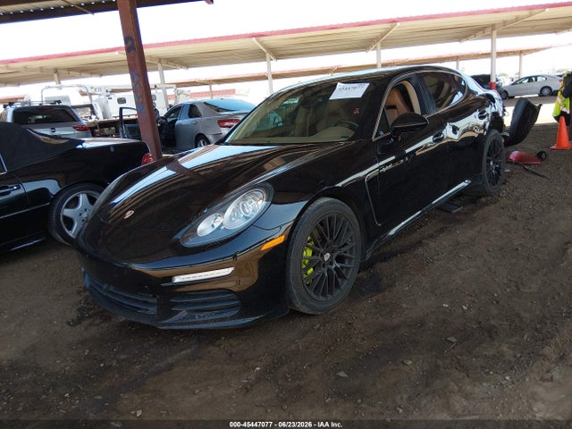 2014 Porsche PANAMERA E-HYBRID S 缩略图 2