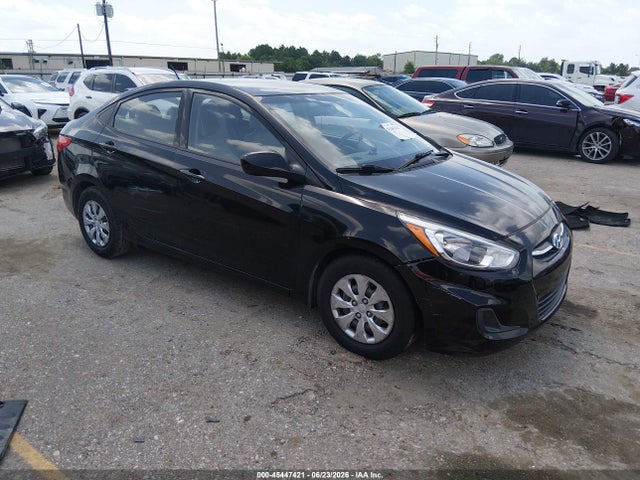 2015 Hyundai ACCENT GLS — фото 1