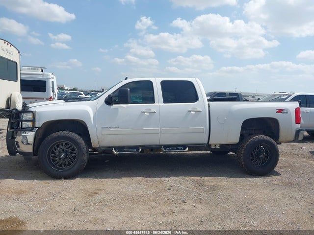 2014 Chevrolet SILVERADO 2500HD LTZ — фото 12
