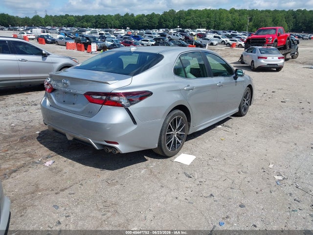 صورة 4 لـ 2021 Toyota CAMRY SE