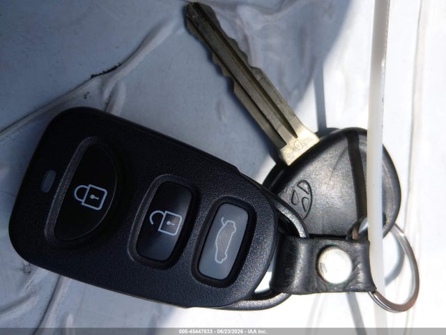 2008 Hyundai ELANTRA GLS/SE — миниатюра 11
