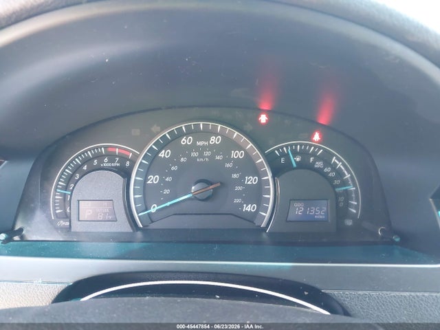 2014 Toyota CAMRY LE photo 7
