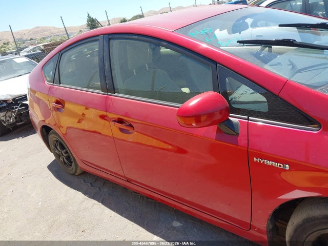 2012 Toyota PRIUS THREE thumbnail 13
