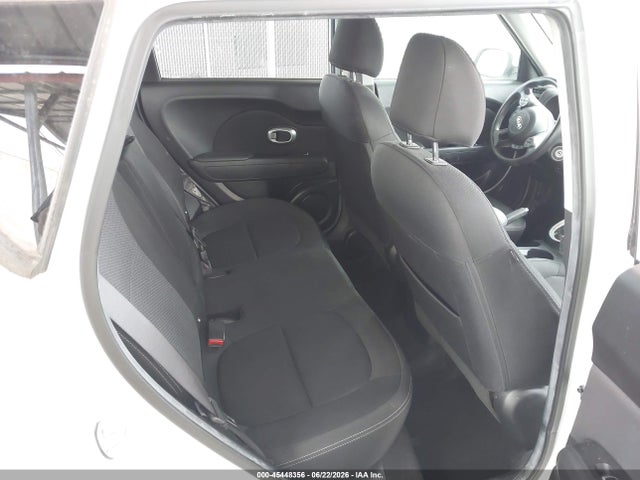 2018 KIA SOUL + photo 8