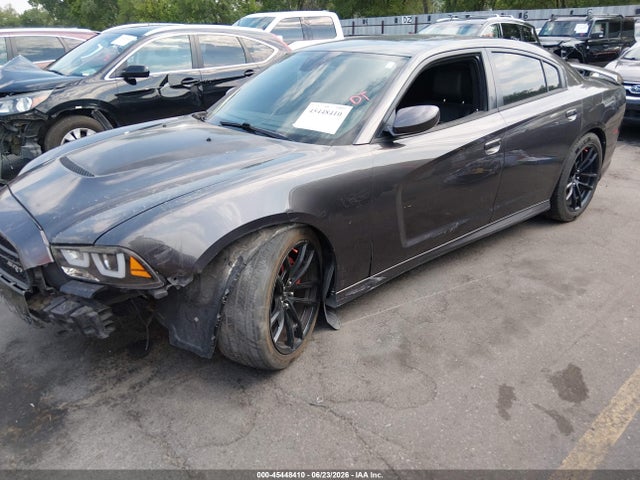 صورة مصغرة 2 لـ 2013 Dodge CHARGER SRT8