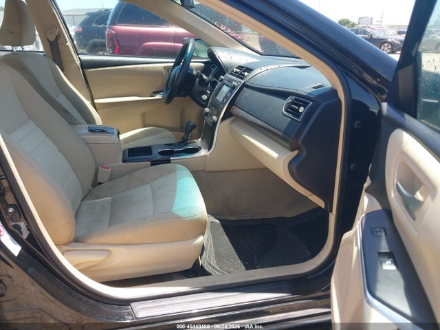 2017 Toyota CAMRY LE photo 5