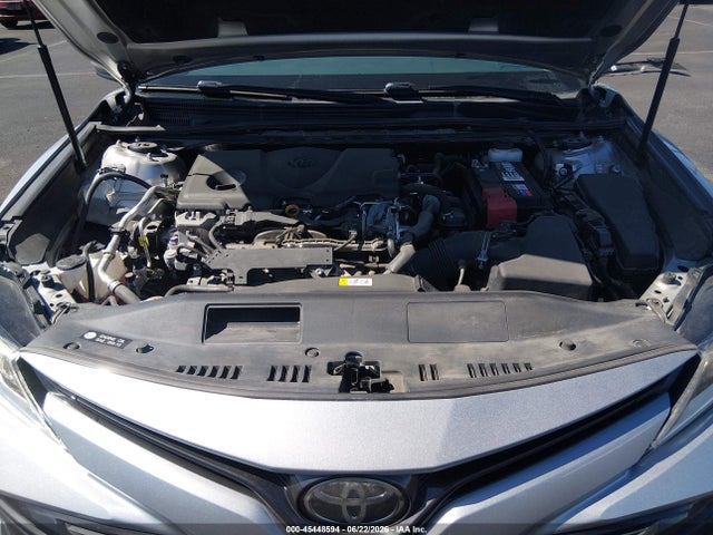 صورة 10 لـ 2019 Toyota CAMRY LE