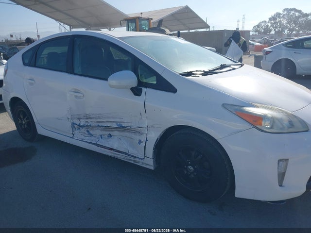 صورة مصغرة 18 لـ 2012 Toyota PRIUS THREE