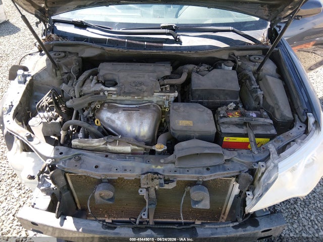 صورة 10 لـ 2012 Toyota CAMRY LE