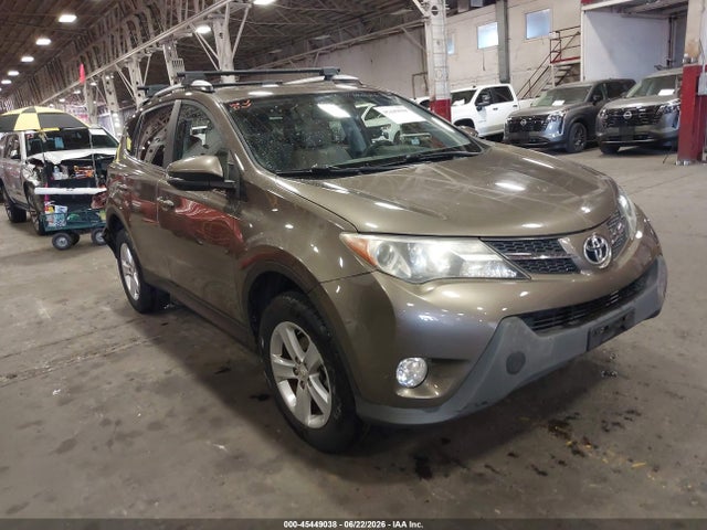 2014 TOYOTA RAV4 XLE