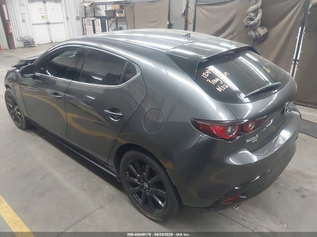 صورة 3 لـ 2022 Mazda MAZDA3 PREMIUM