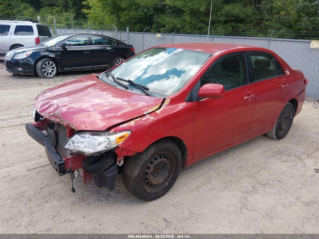 2011 Toyota COROLLA LE photo 2