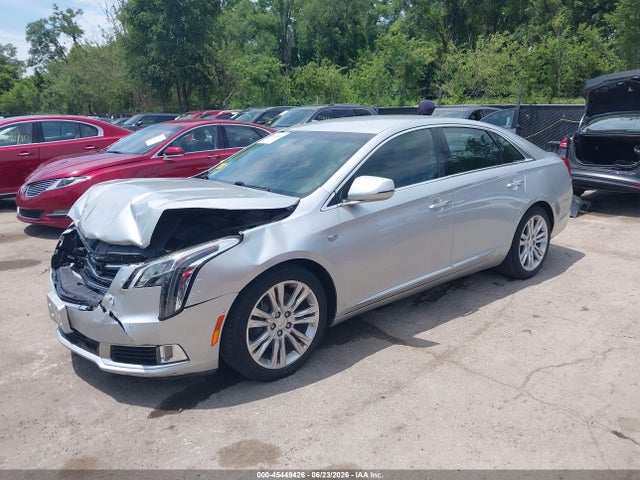 2019 Cadillac XTS LUXURY — фото 2