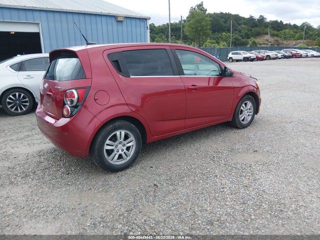 2012 Chevrolet SONIC 2LT — миниатюра 4
