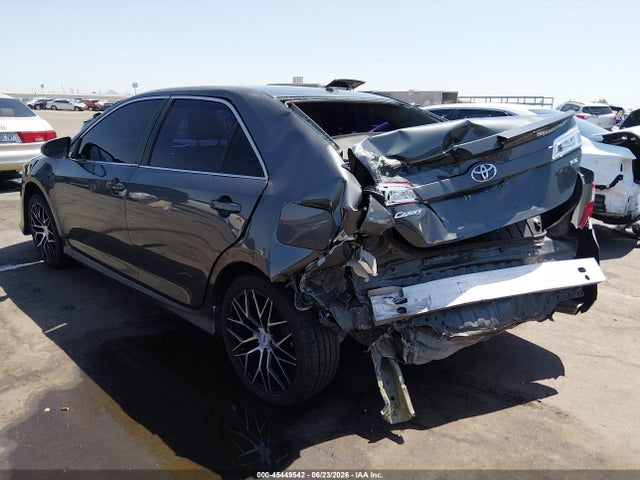 2012 Toyota CAMRY SE photo 3