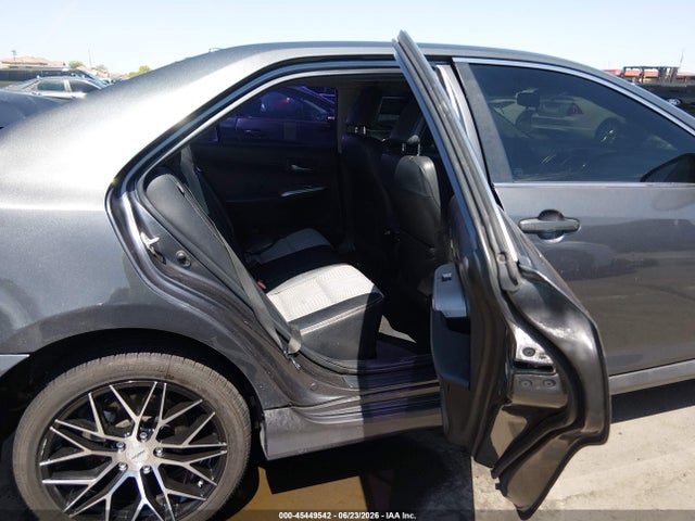 2012 Toyota CAMRY SE 照片 8