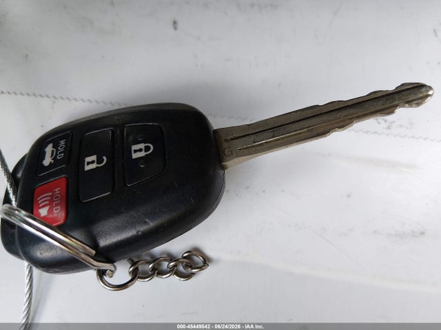 2012 Toyota CAMRY SE thumbnail 11