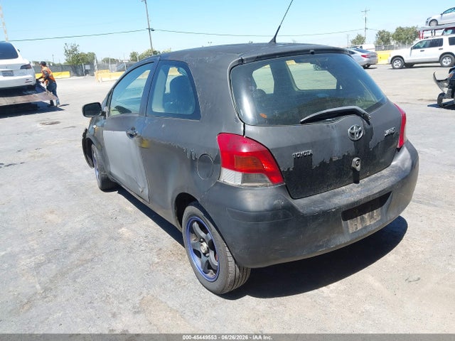 2008 Toyota YARIS photo 3