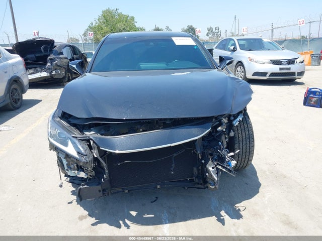 صورة مصغرة 13 لـ 2025 Lexus ES 350