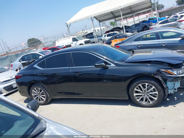 صورة مصغرة 14 لـ 2025 Lexus ES 350