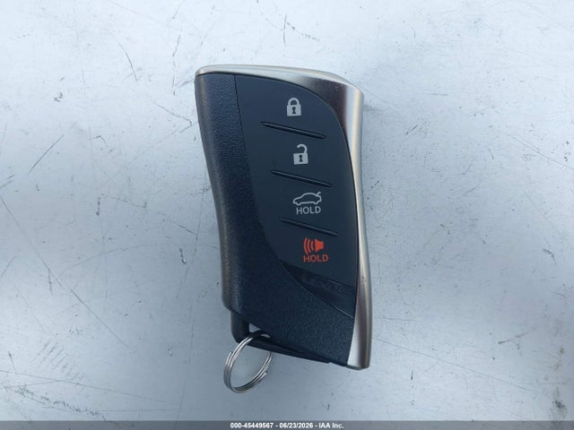 صورة مصغرة 11 لـ 2025 Lexus ES 350