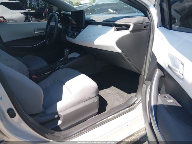 2024 Toyota COROLLA SE photo 5