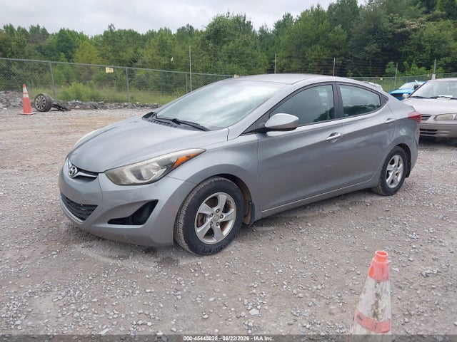 صورة 2 لـ 2015 Hyundai ELANTRA SE