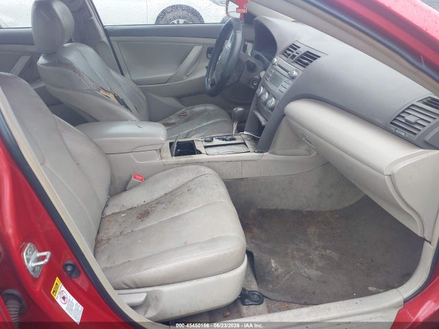 صورة 5 لـ 2011 Toyota CAMRY LE