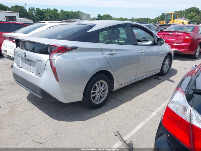 2017 Toyota PRIUS TWO ECO photo 4