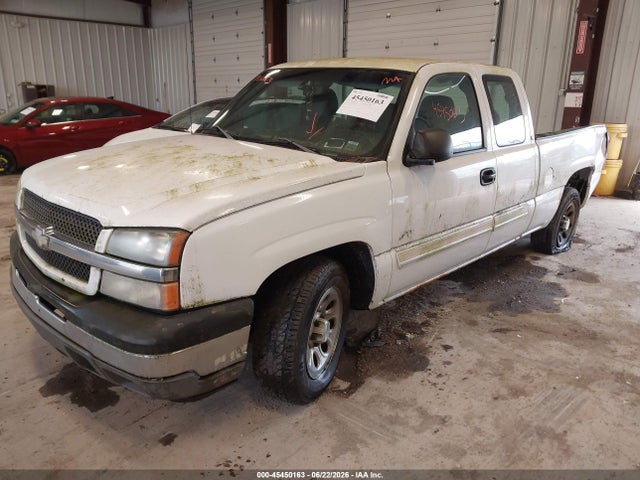 صورة 2 لـ 2005 Chevrolet SILVERADO 1500 LS