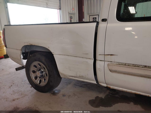 صورة 6 لـ 2005 Chevrolet SILVERADO 1500 LS