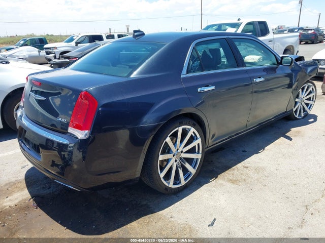 صورة 4 لـ 2018 Chrysler 300 LIMITED