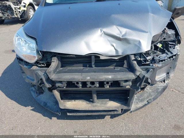 صورة 6 لـ 2014 FORD FOCUS SE
