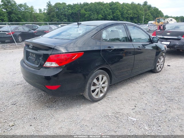 2013 Hyundai ACCENT GLS 照片 4