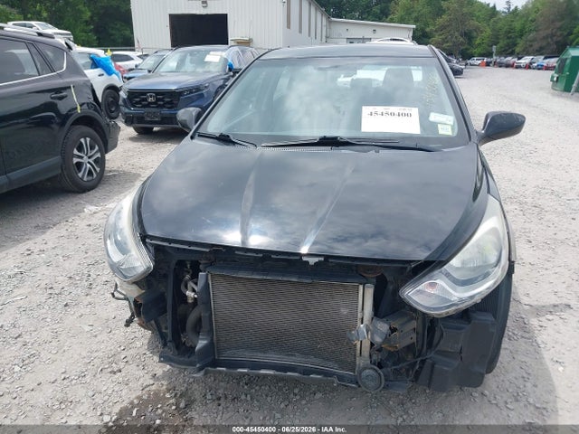 2013 Hyundai ACCENT GLS 照片 6