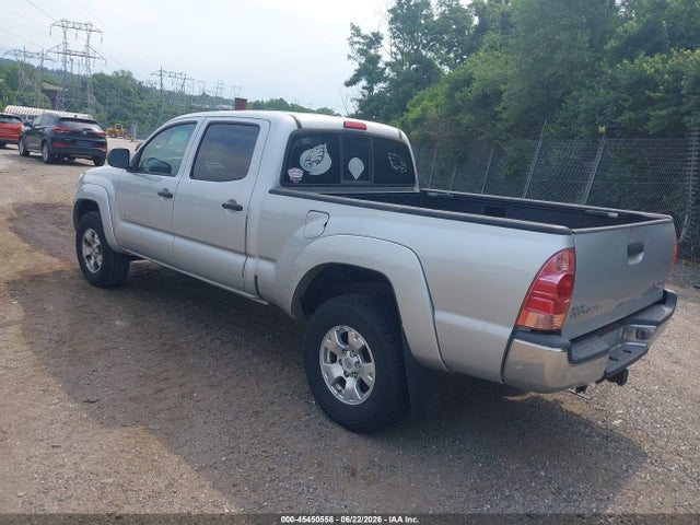 صورة 3 لـ 2006 Toyota TACOMA BASE V6