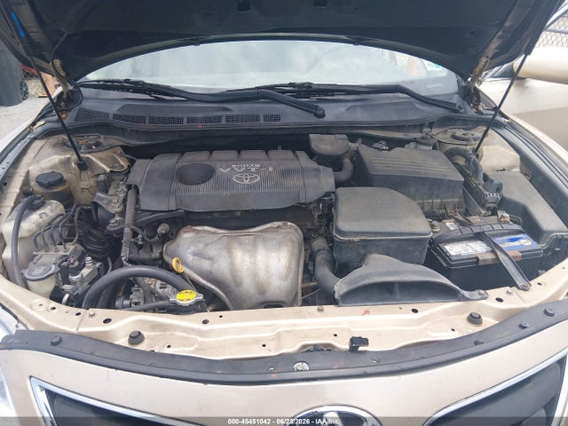 صورة 10 لـ 2010 Toyota CAMRY LE