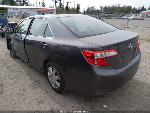 2012 Toyota CAMRY LE photo 3