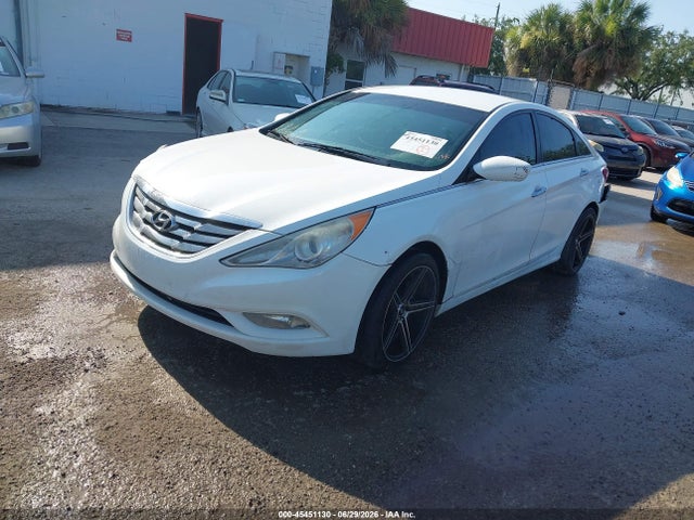 صورة 2 لـ 2013 Hyundai SONATA SE