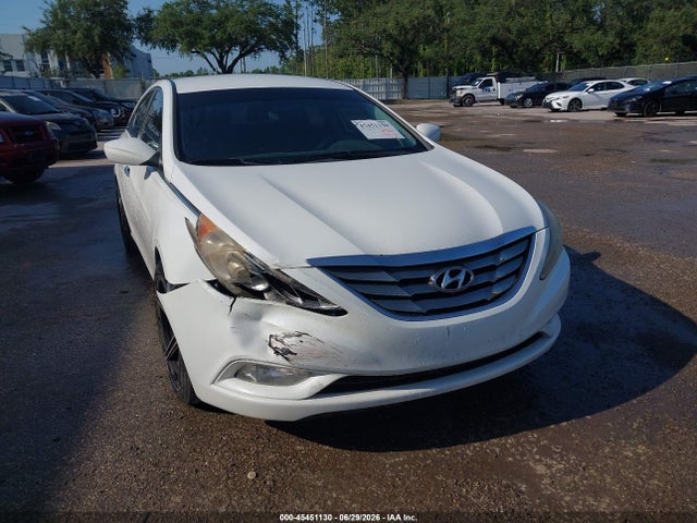 صورة 6 لـ 2013 Hyundai SONATA SE